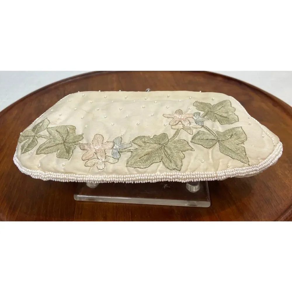 Vintage Embroidered Clutch Purse Seed Beads Made in Japan READ